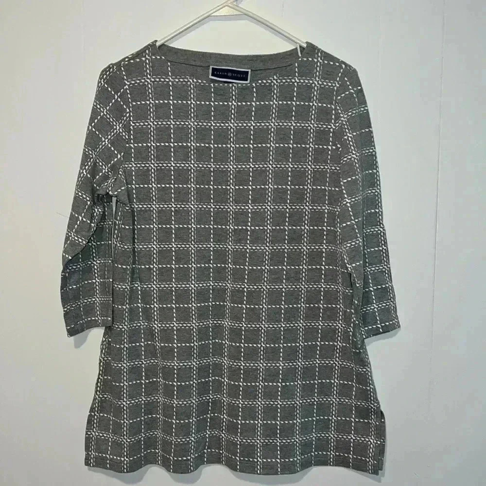 Karen Scott Tunic Top Gray & White J7